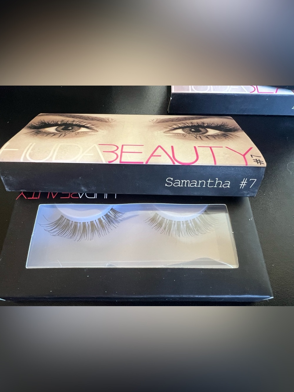 Samantha #7 HUDA Beauty false lashes. 
New in package. Glue is NOT included.